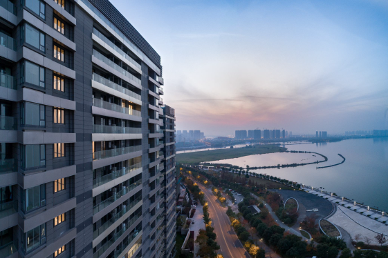 鉑悅犀湖（中國(guó)土木工程詹天佑獎(jiǎng)優(yōu)秀住宅小區(qū)金獎(jiǎng)，全國(guó)用戶(hù)滿(mǎn)意工程）
